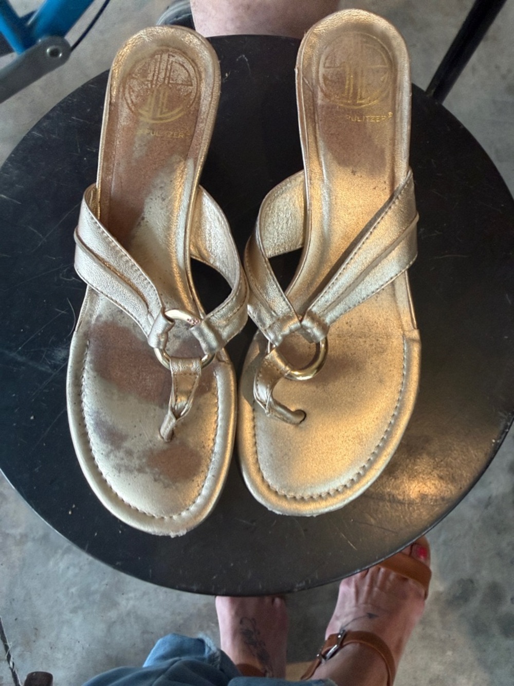 Lilly Pulitzer Metallic Gold Ring-Detail Thong Sandals